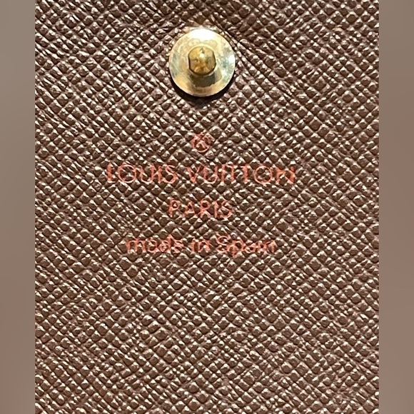 Louis Vuitton Damier Ebene Wallet - Picture 7 of 16